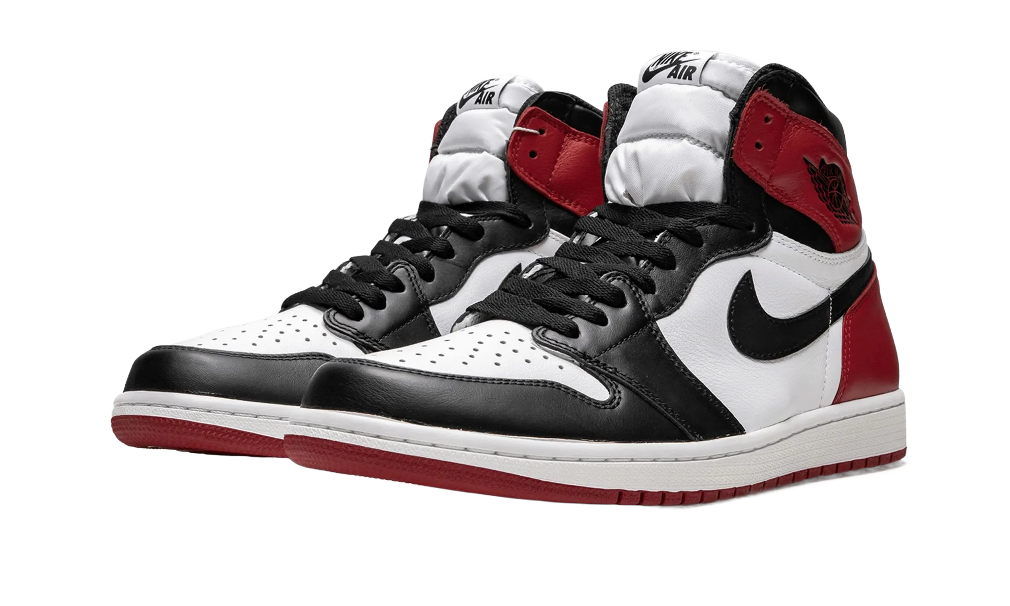 Air Jordan 1 Retro “Black Toe (2016)”