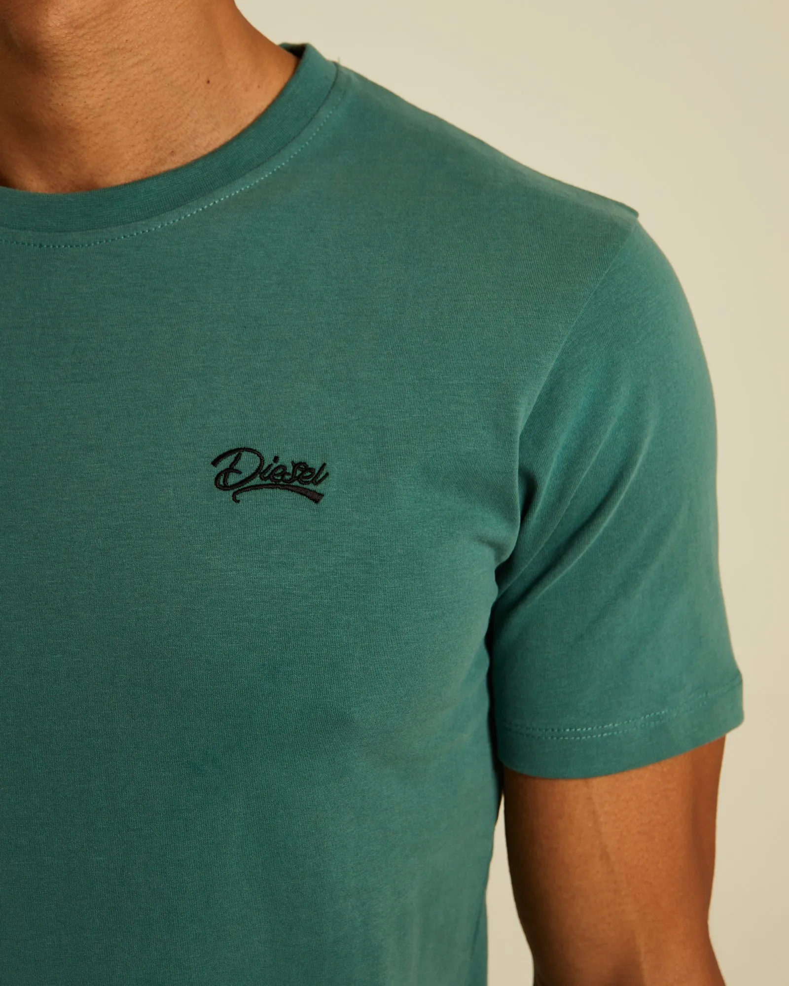 Basic Caden O Neck Tee Green Trail