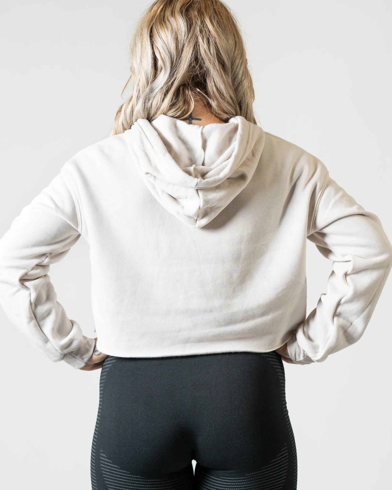 Dynamic Crop Hoodie