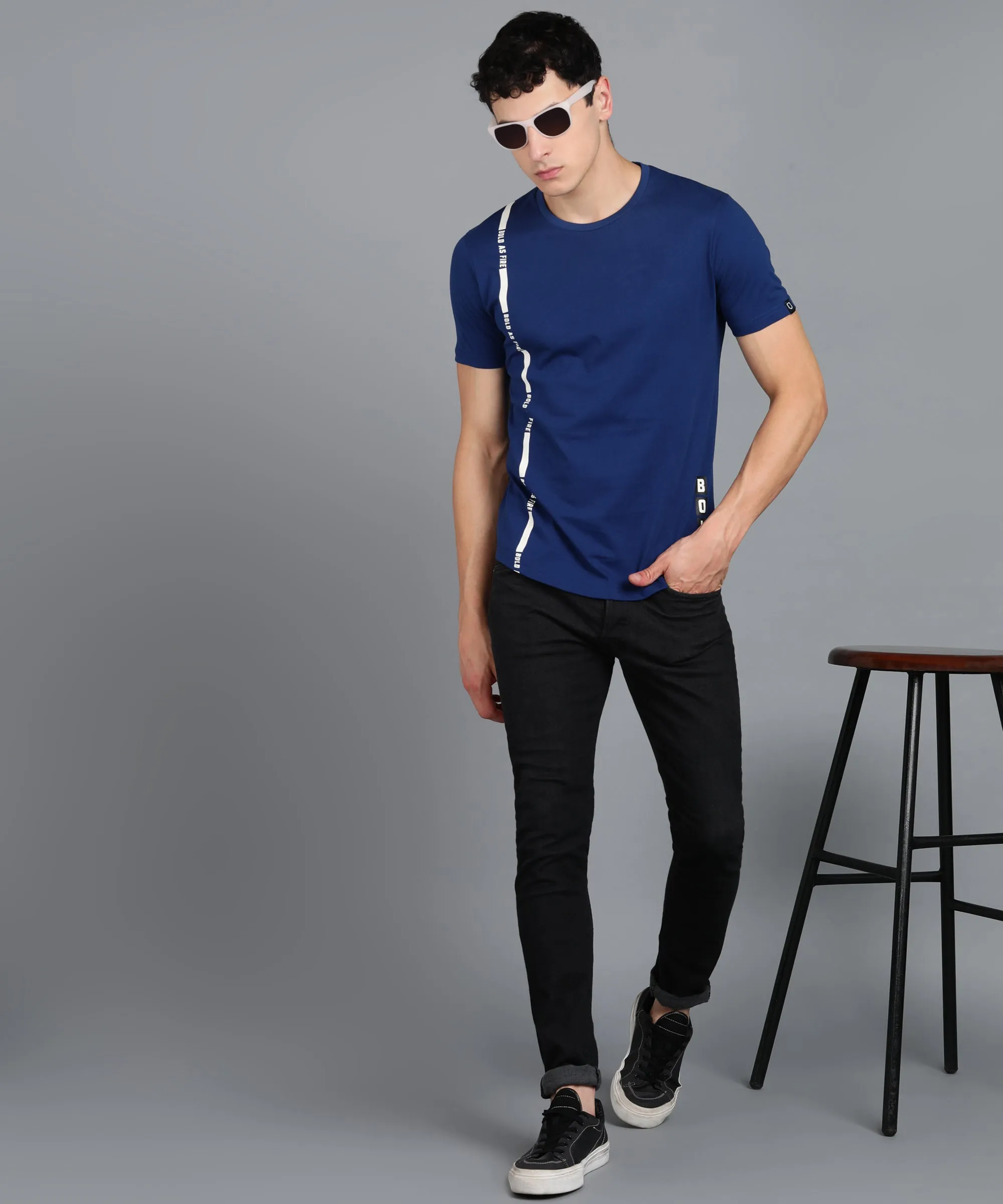 Men's Printed Dark Blue Round Neck Half Sleeve Slim Fit Cotton T-Shirt