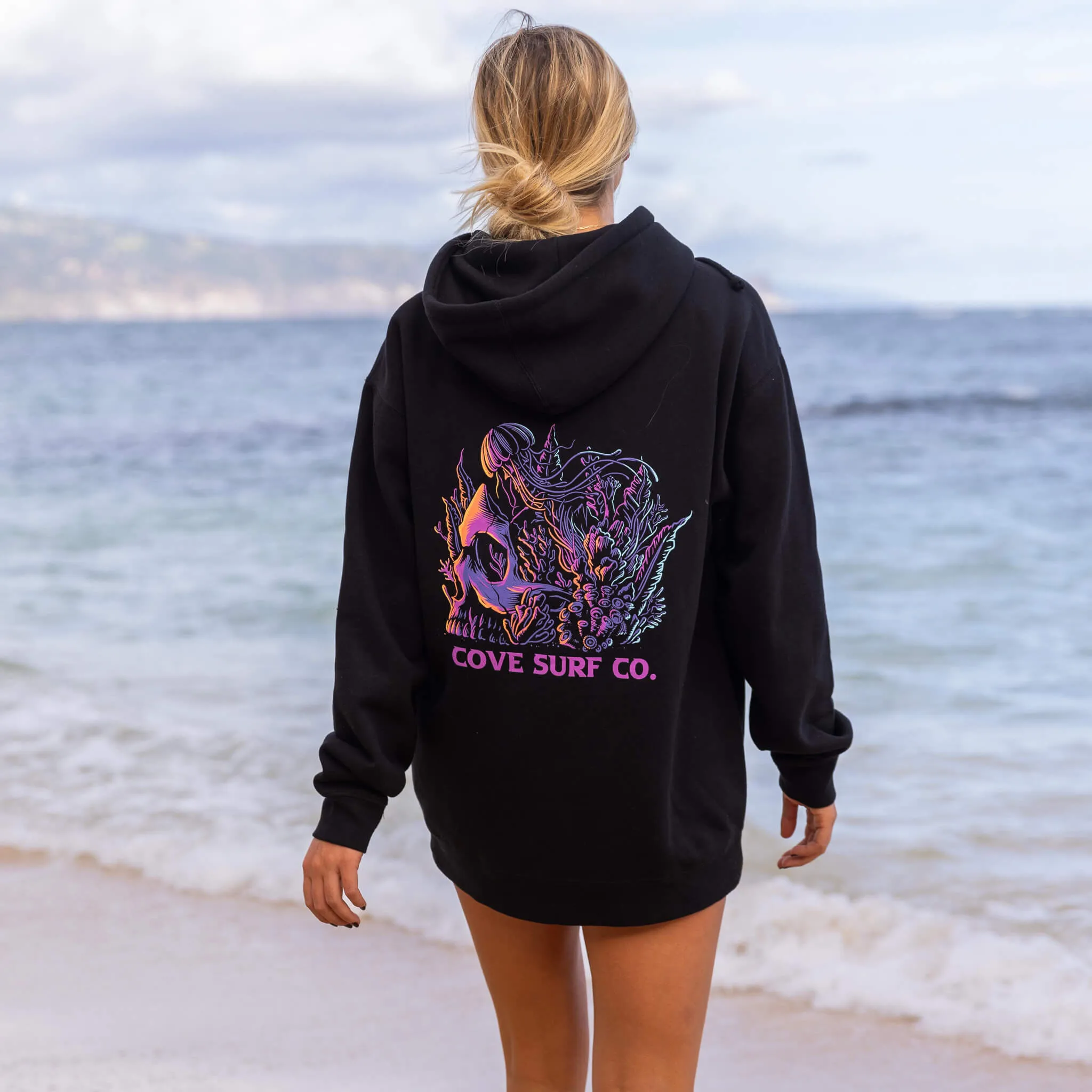 Skull Reef Hoodie - Black