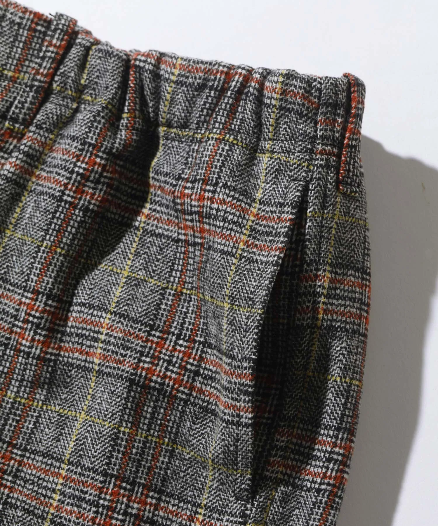 WOOL CHECK PANTS